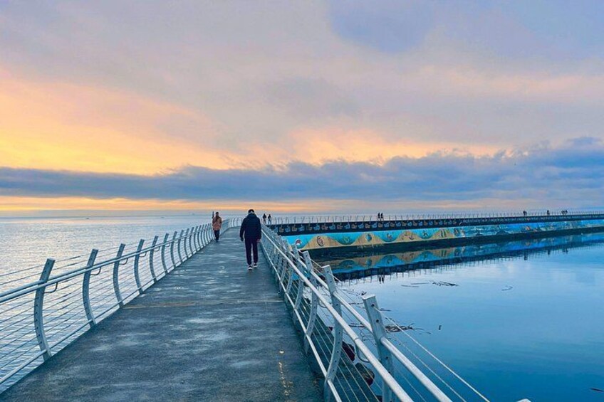 Victoria Pier 4