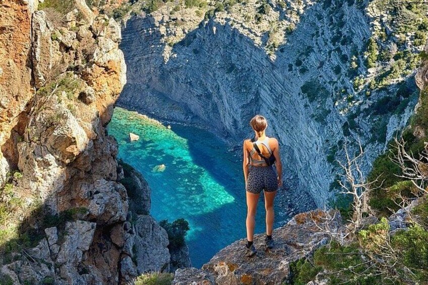 Hiking to the most secret spots of Ibiza 3