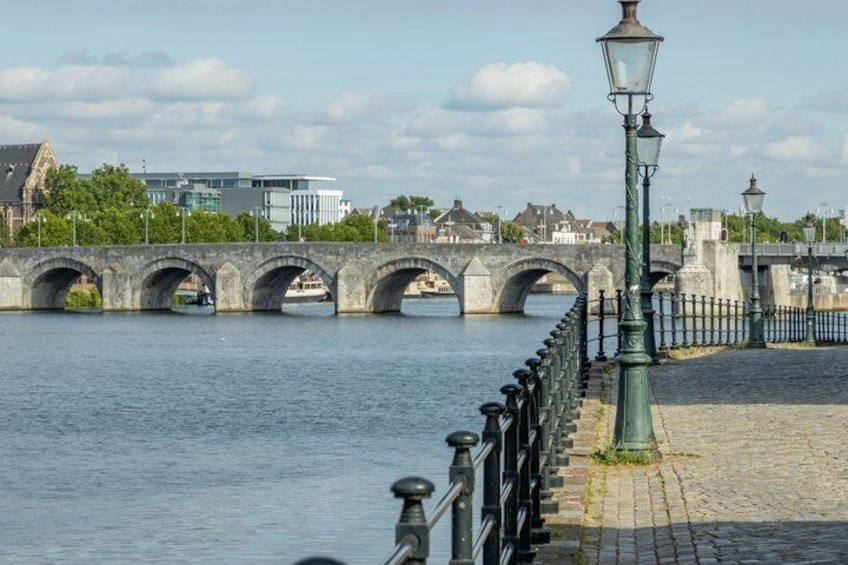 Maastricht Scavenger Hunt & Highlights Self-Guided Walking Tour 3