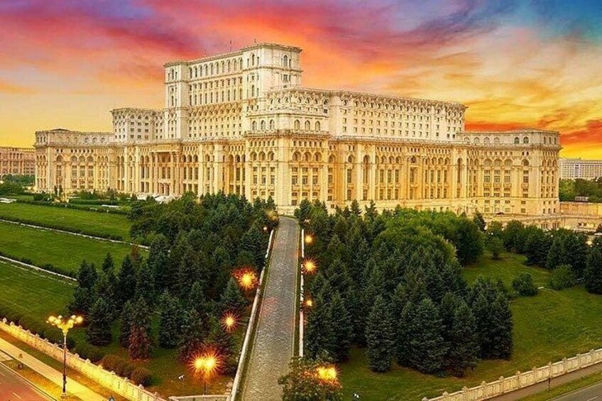 In the Footsteps of the Dictator Ceausescu - Rise and Fall 1