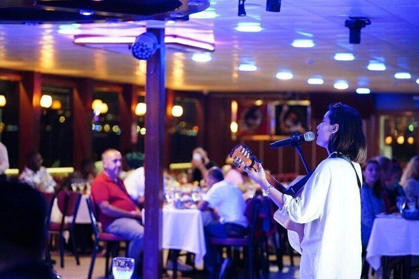 İstanbul Dinner Cruise with Turkish Night 2