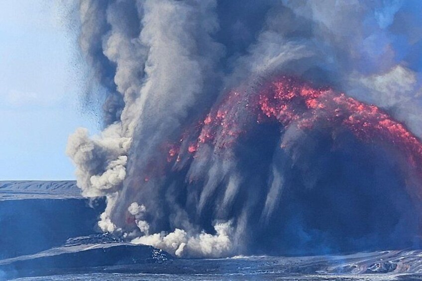 Episode 38 eruption at Halemaumau Crater on Kilauea Hawaii 2