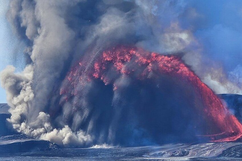 Episode 38 eruption at Kilauea (Dec. 6th 2025) 4