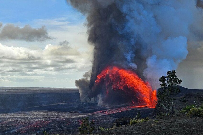 Episode 38 eruption at Kilauea (Dec. 6th 2025) 5