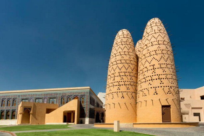 Visit Best Places in Qatar from Doha Port Souq Waqif 4