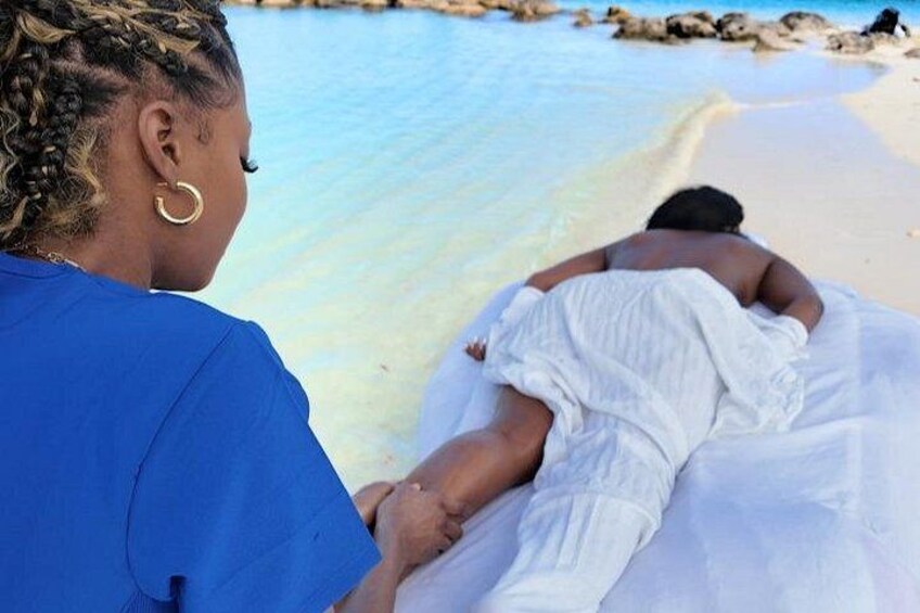 Unwind with a luxury massage on Saunders Beach 4
