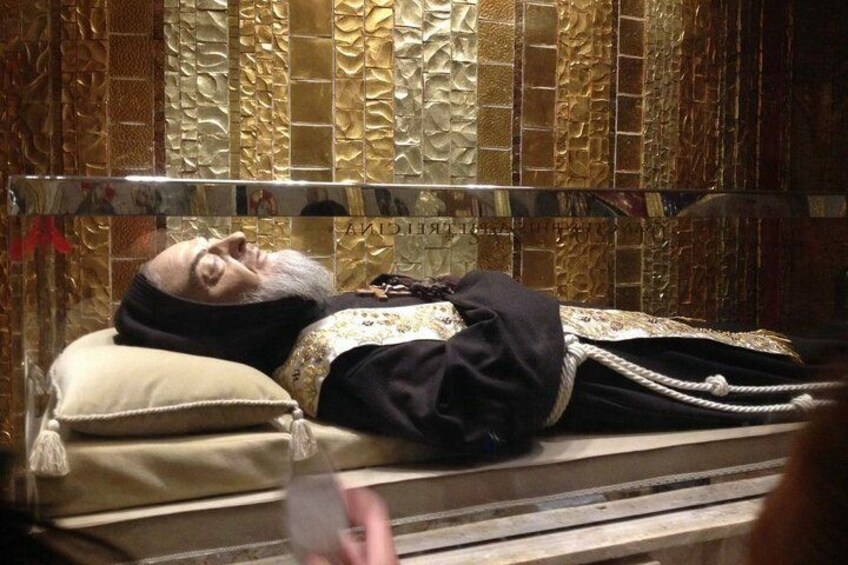 Private Tour from Rome: Padre Pio and St. Michael's Cave 2