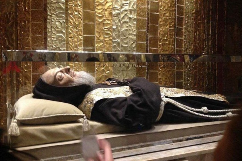 Private Tour from Rome: Padre Pio and St. Michael's Cave 2