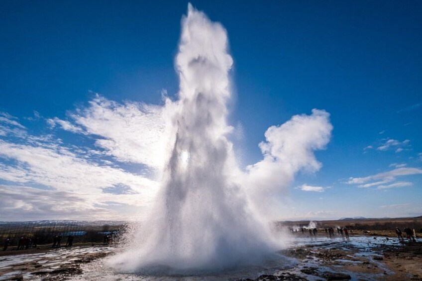 Small Group: Golden Circle Tour from Reykjavik Cruise Terminals 4