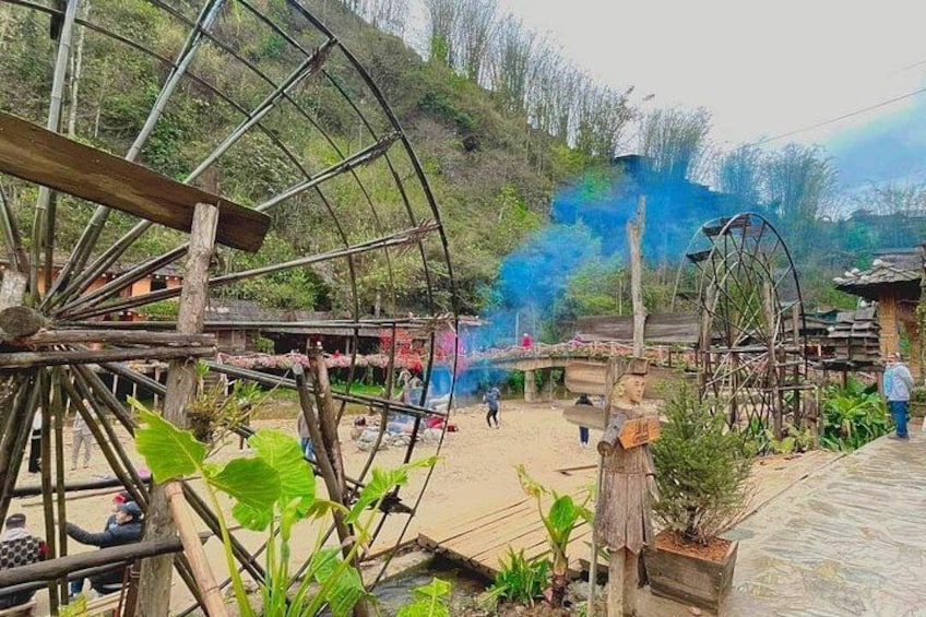 Sapa Private Car Service – Half Day and Full Day with English-speaking Driver 5