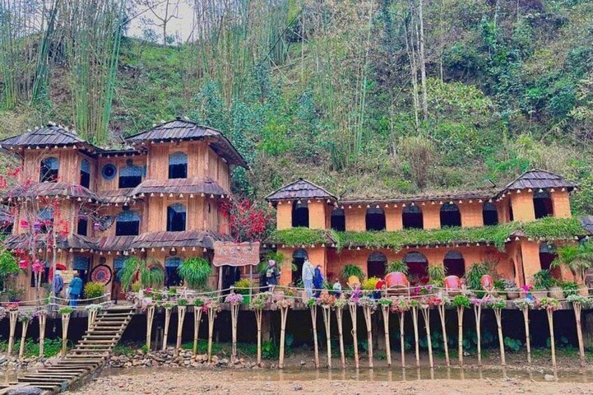 Sapa Private Car Service – Half Day and Full Day with English-speaking Driver 4
