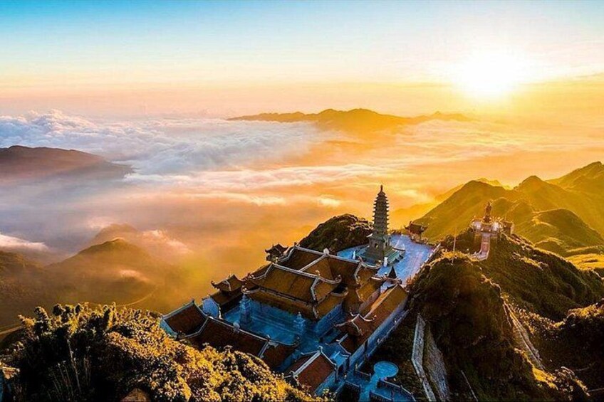 Sapa Private Car Service – Half Day and Full Day with English-speaking Driver 3