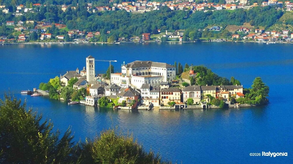 Orta: Private Lake Orta and Isola San Giulio Tour 1
