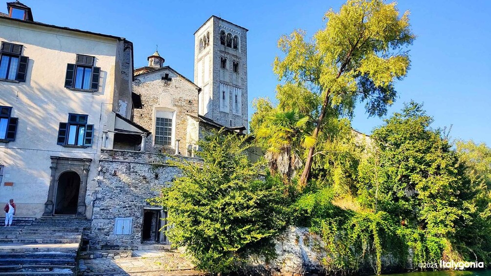 Picture 3 for Activity Orta San Guilio: Tour of village, Sacro Monte, and Lake 2