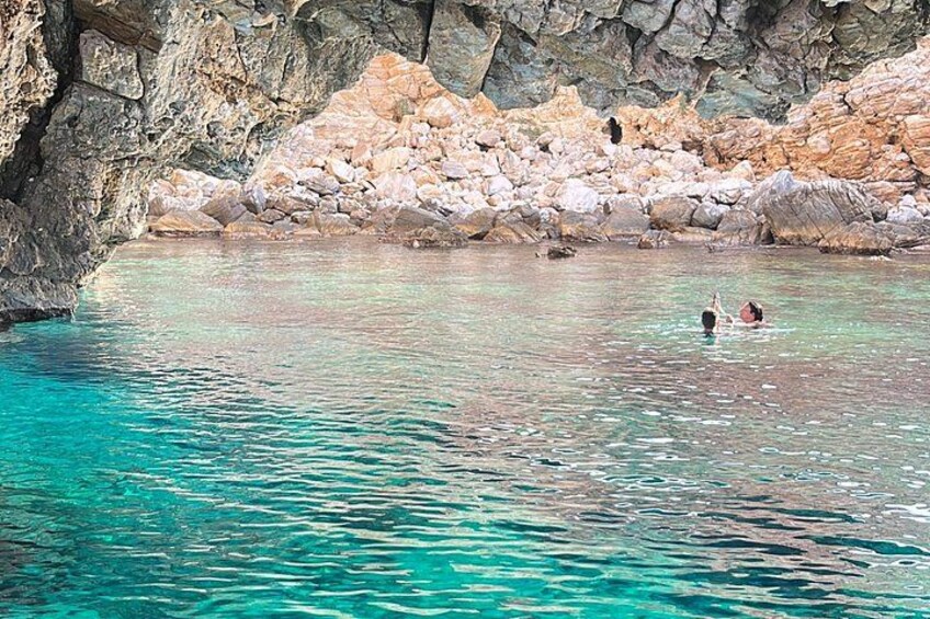 Swimming in Trypiti Cave 5