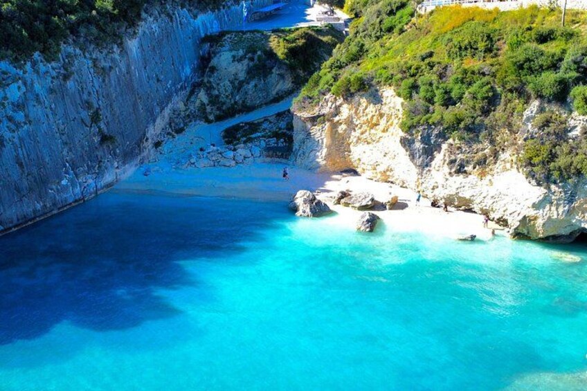 xigia natural spa beach 
waters with sulphur and collagen 3