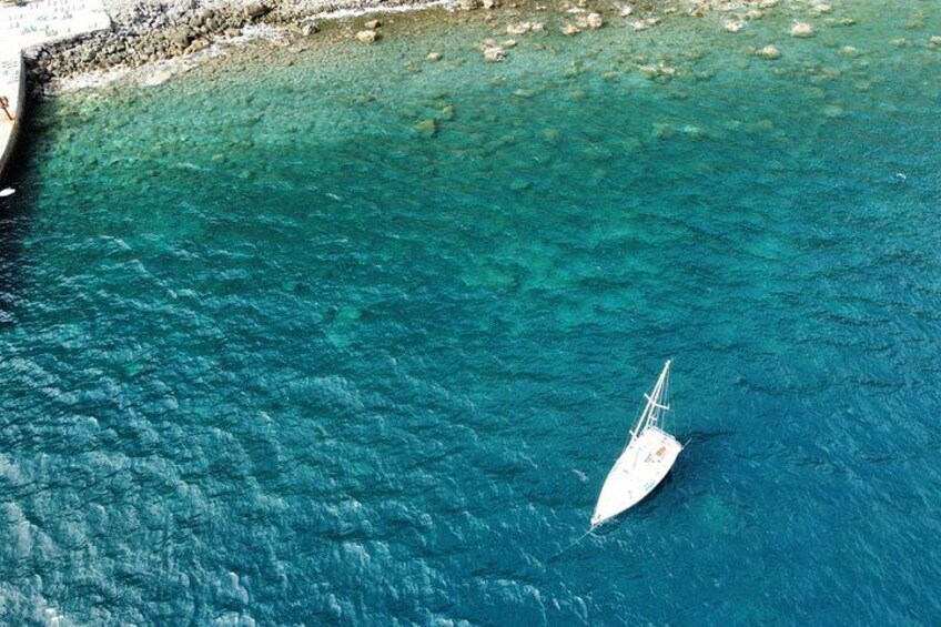 That's us just floating on an emerald sea 5