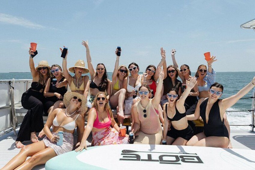 Adult Only Sandbar Escape with Drinks in Key West 2