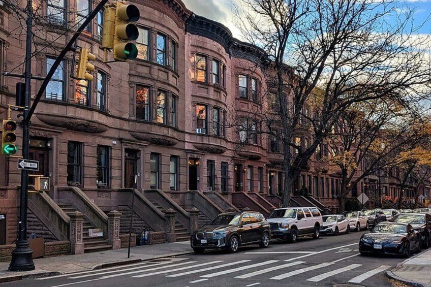 Private New York Tour: Iconic Manhattan & Neighborhood Contrasts 3