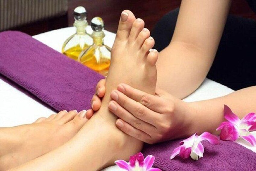 Hoang's Spa for Relaxing Foot Massage 4