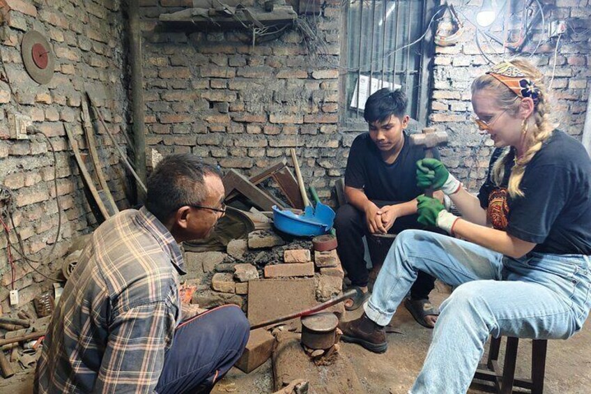 Knife (Khukuri) Making Workshop- Forge of the Gurkhas 4