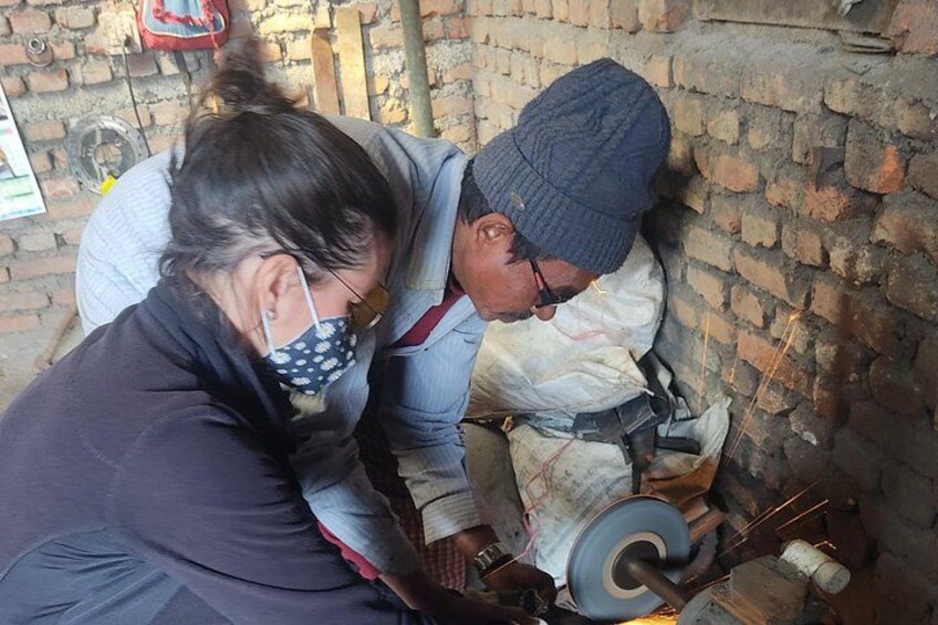 Knife (Khukuri) Making Workshop- Forge of the Gurkhas 5