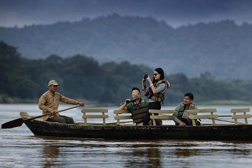 Chitwan Elegance: A 3-Day Luxury Wildlife Experience 4