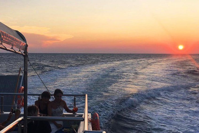 Cruise at sunset 2