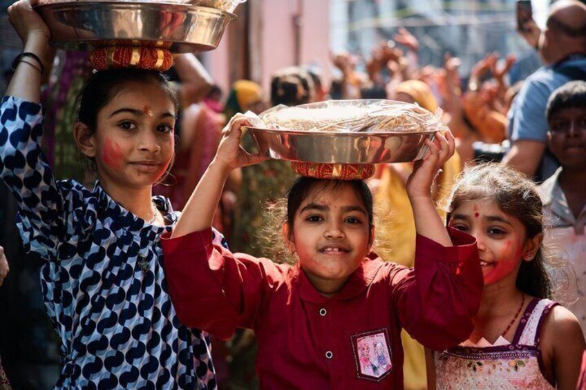 Inside Dharavi: A Unique Slum Tour with an Local Guide 1
