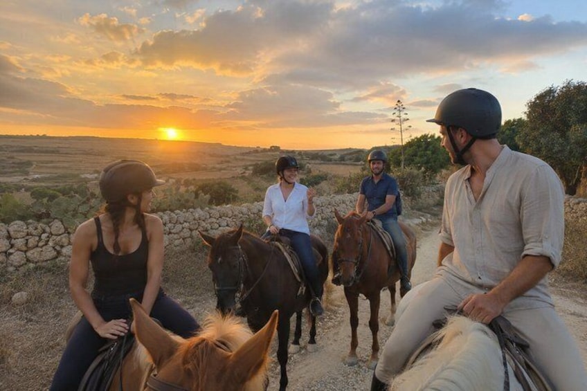 Malta: Small-Group Sunset Horseback Ride Through the Countryside 5
