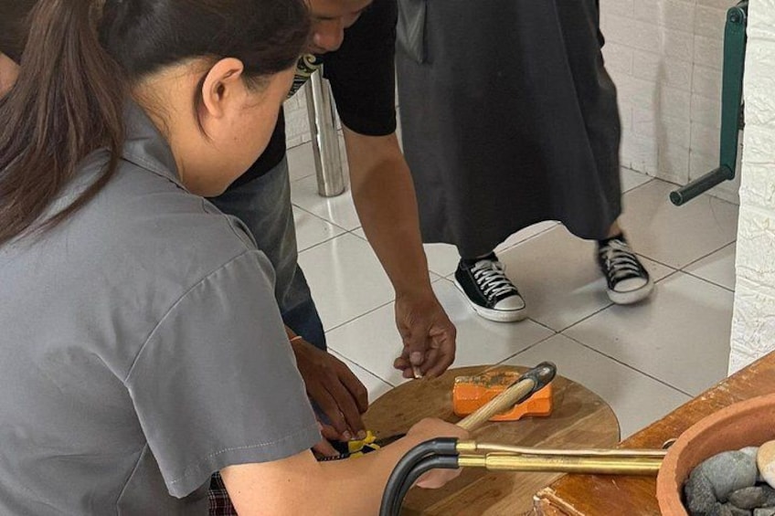 Bali: Silver Jewelry Making Class in Seminyak and Legian 5