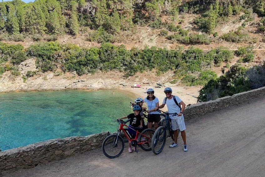 Capoliveri e-bike tour in the Costa dei Gabbiani Private Property 1