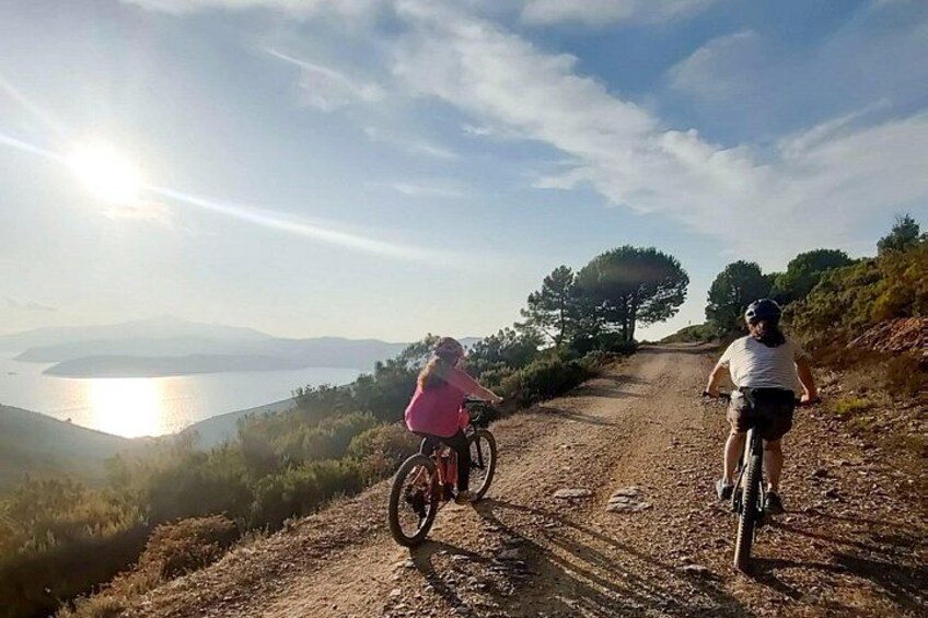 Capoliveri e-bike tour in the Costa dei Gabbiani Private Property 3