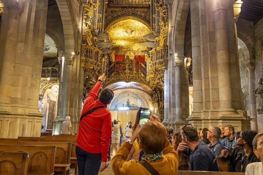 Small Group Braga & Guimarães with Pick up & Drop off 3