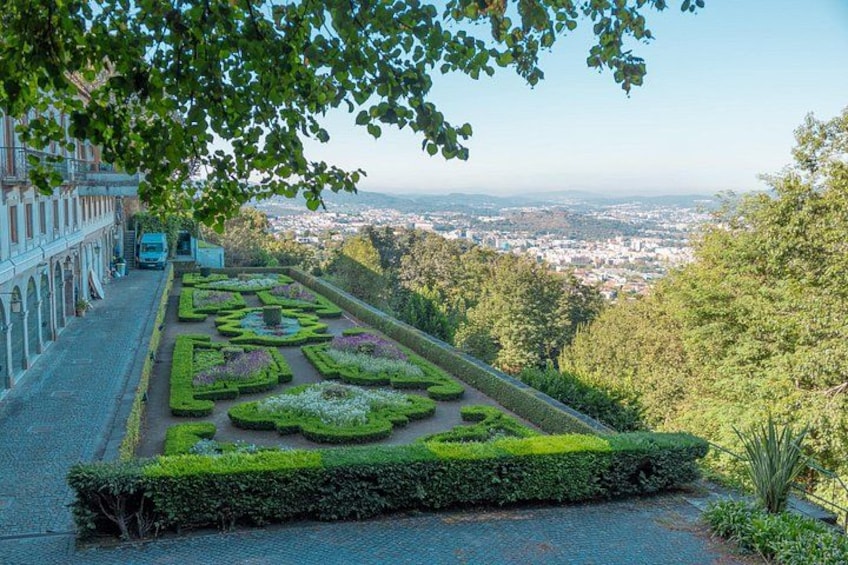 Small Group Braga & Guimarães with Pick up & Drop off 2