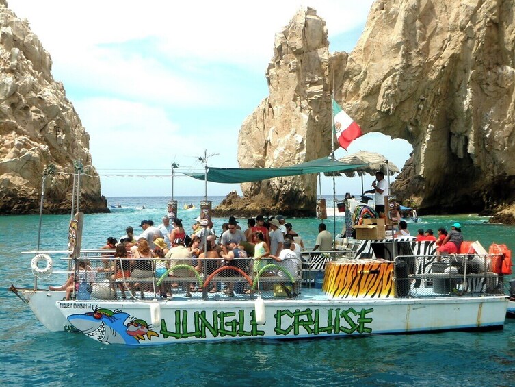 La Tortuga Catamaran Snorkeling Tour in Cabo with Open Bar