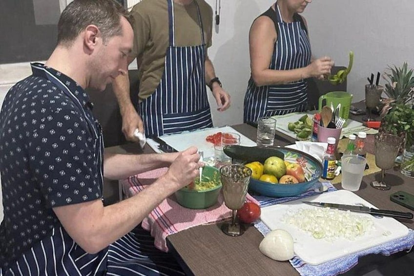 Cooking Class in Playa del Carmen: 9 Recipes & Bottomless Drinks 5
