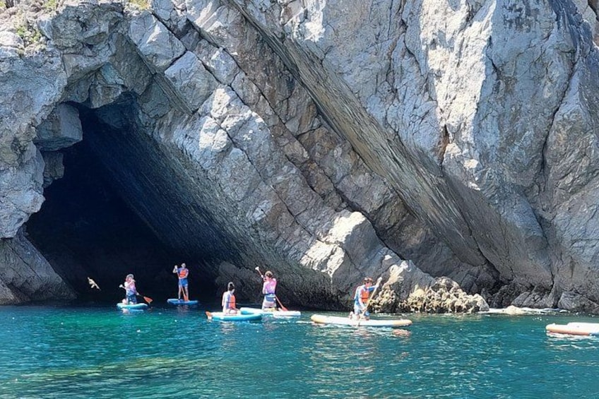 Arrábida Wild beaches and caves all day with snorkeling 4