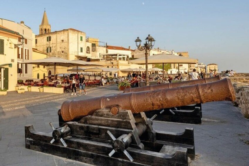 Alghero Walking Tour with Audio and Written Guide by a Local 1