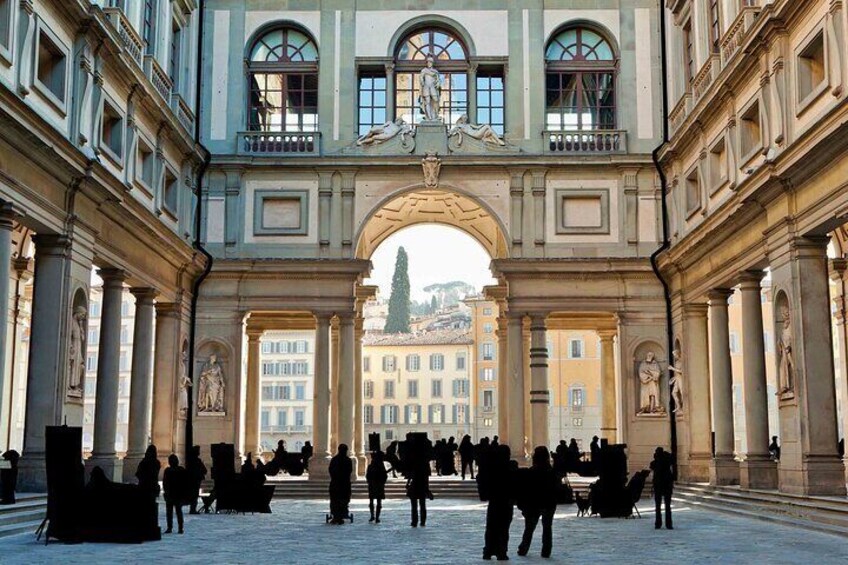 Uffizi Gallery Entry Tickets with Skip the line