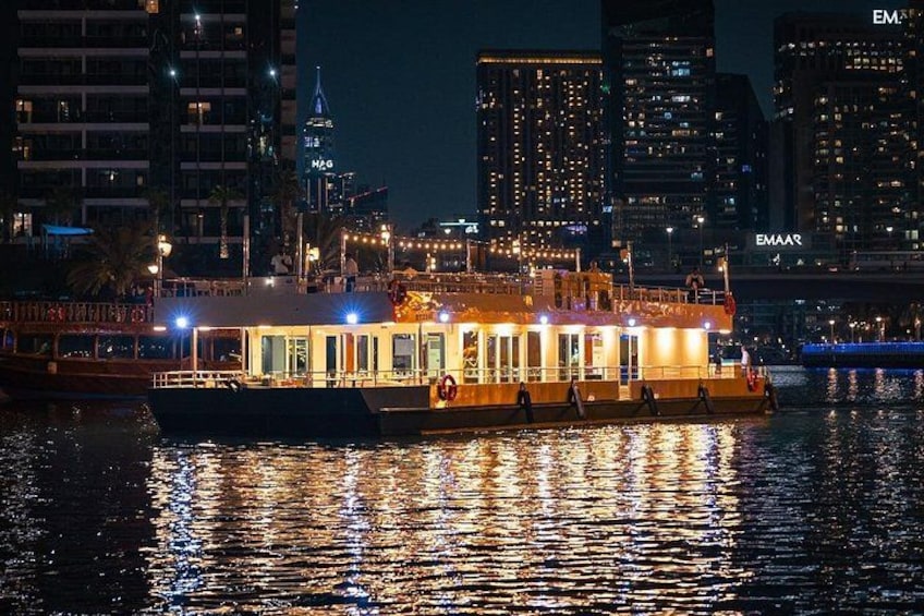 Alexandra Sea Lounge - Daily Dinner Cruise 1