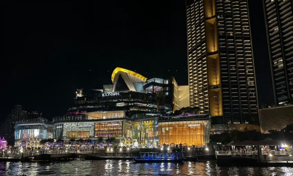 Bangkok: Chao Phraya River Cruise with Indian & Thai Cuisine Buffet 1