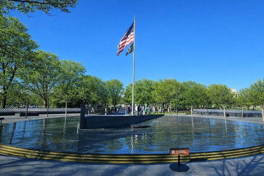Discover Washington DC on a Day Trip from Manhattan or New Jersey 4