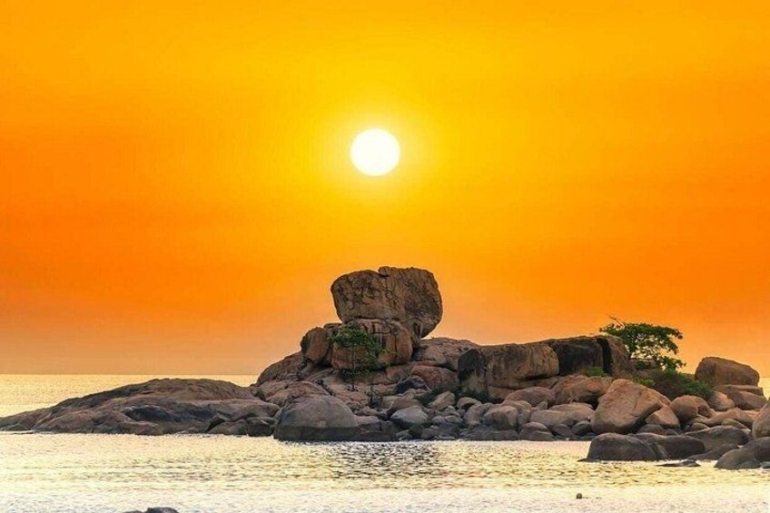 Nha Trang Highlights: Top Attractions and Hidden Gems Tour 2