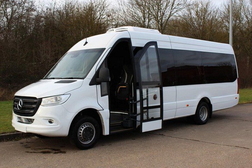 Mini VIP bus 5
