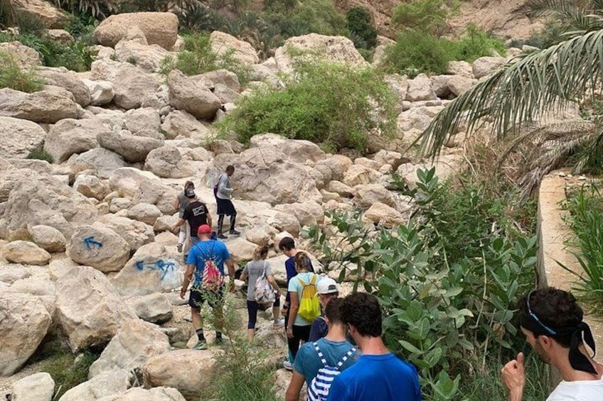 Wadi Shab Adventure Sinkhole Beach and Romantic Cave Tour 5