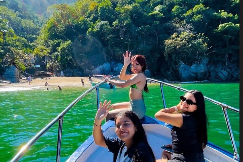 Ocean and Jungle: Snorkel, Quimixto Waterfall and Beach Adventure 5