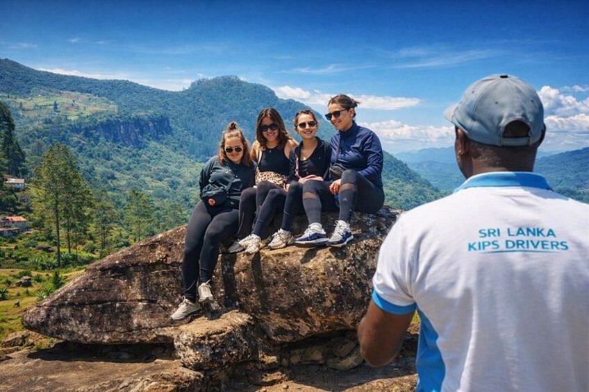 Ella to Nuwara Eliya Train & Tuk-Tuk Experience 3
