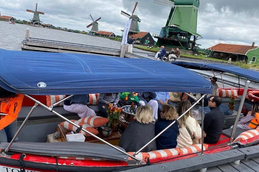 Private Tulip & Windmill Layover Tour from Schiphol Airport 3