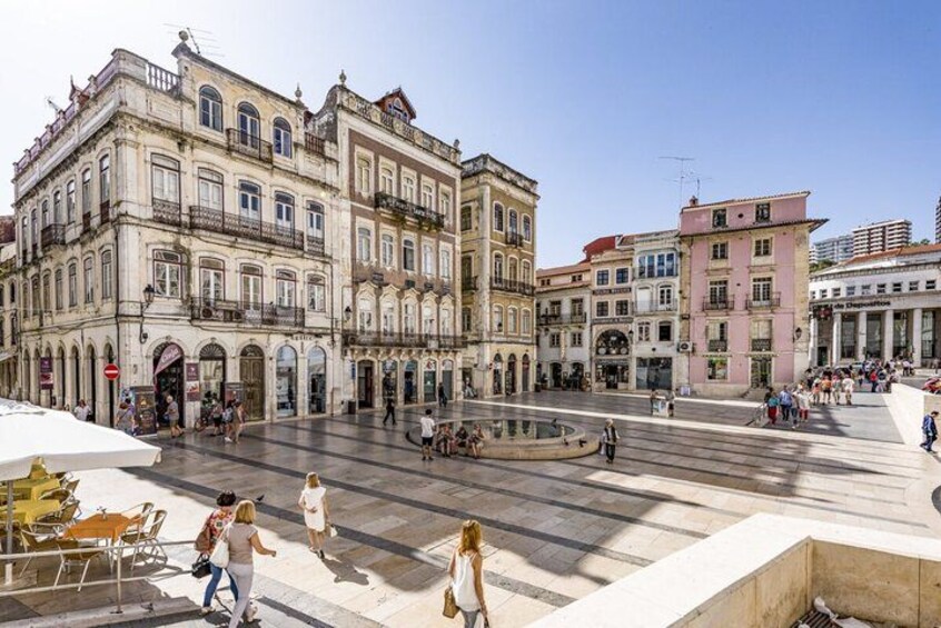 Coimbra Downtown: Private walking tour with tickets 1